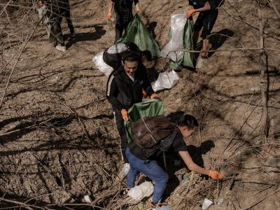 В Усть-Каменогорске в субботнике приняли участие больше трех тысяч человек | Усть-Каменогорск Noks.kz