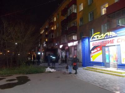 Двое подвыпивших горожан устроили разборку возле бара «Тайм аут» в Усть-Каменогорске | Происшествия Noks.kz