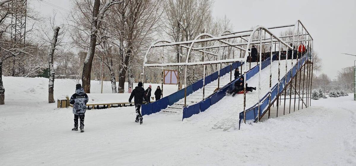 Где в Усть-Каменогорске можно покататься на коньках и стьюбах?
