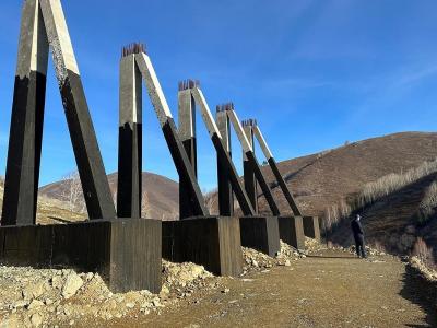 В ВКО приостановлено строительство моста через Пихтовку на дороге в объезд серпантинов | ВКО Noks.kz