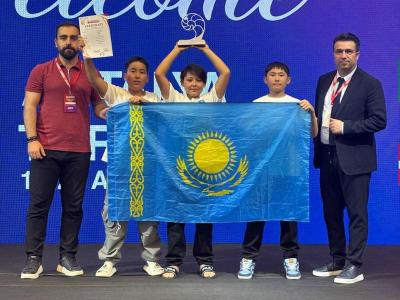 Школьники из Усть-Каменогорска получили путевки на Чемпионат мира | Усть-Каменогорск Noks.kz