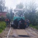В Риддере приступили к асфальтированию новых тротуаров