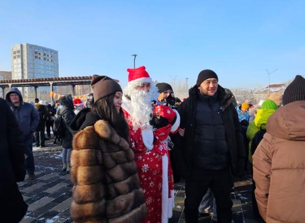 В Усть-Каменогорске состоялся костюмированный парад собак  