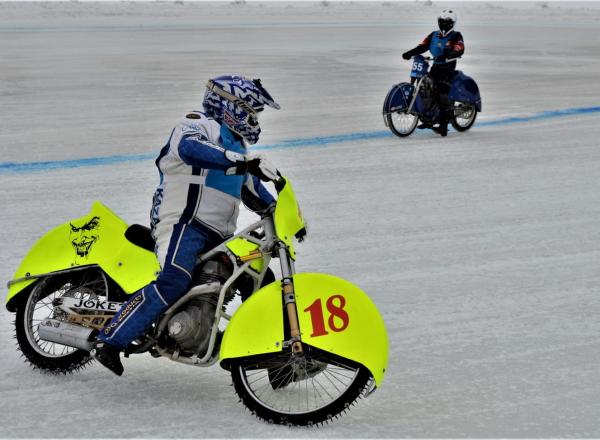 Риддер стал местом проведения республиканского турнира по спидвею