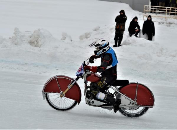 Риддер стал местом проведения республиканского турнира по спидвею