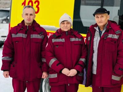 В Усть-Каменогорске медики «скорой» в машине реанимировали мужчину после остановки сердца | Усть-Каменогорск Noks.kz