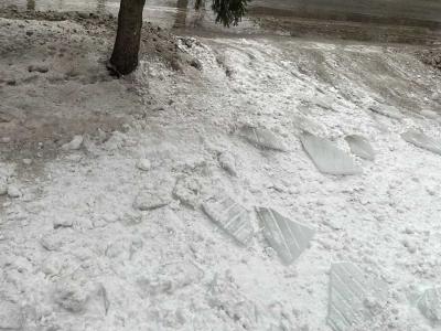 В Риддере от падения льда с крыши пострадала женщина | Происшествия Noks.kz