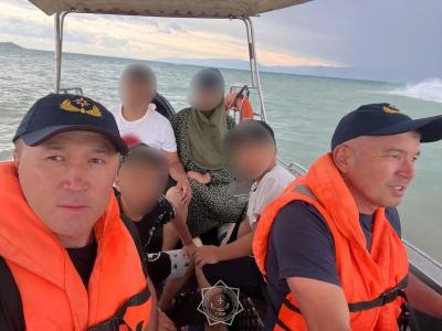 На озере Алаколь спасли четырех человек | Казахстан Noks.kz