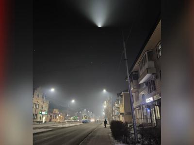 В Усть-Каменогорске заметили необычный фонарь | Я - очевидец! Noks.kz