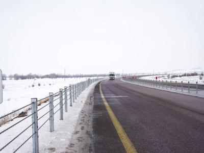 Тросовые ограждения появляются на трассах Казахстана | Казахстан Noks.kz