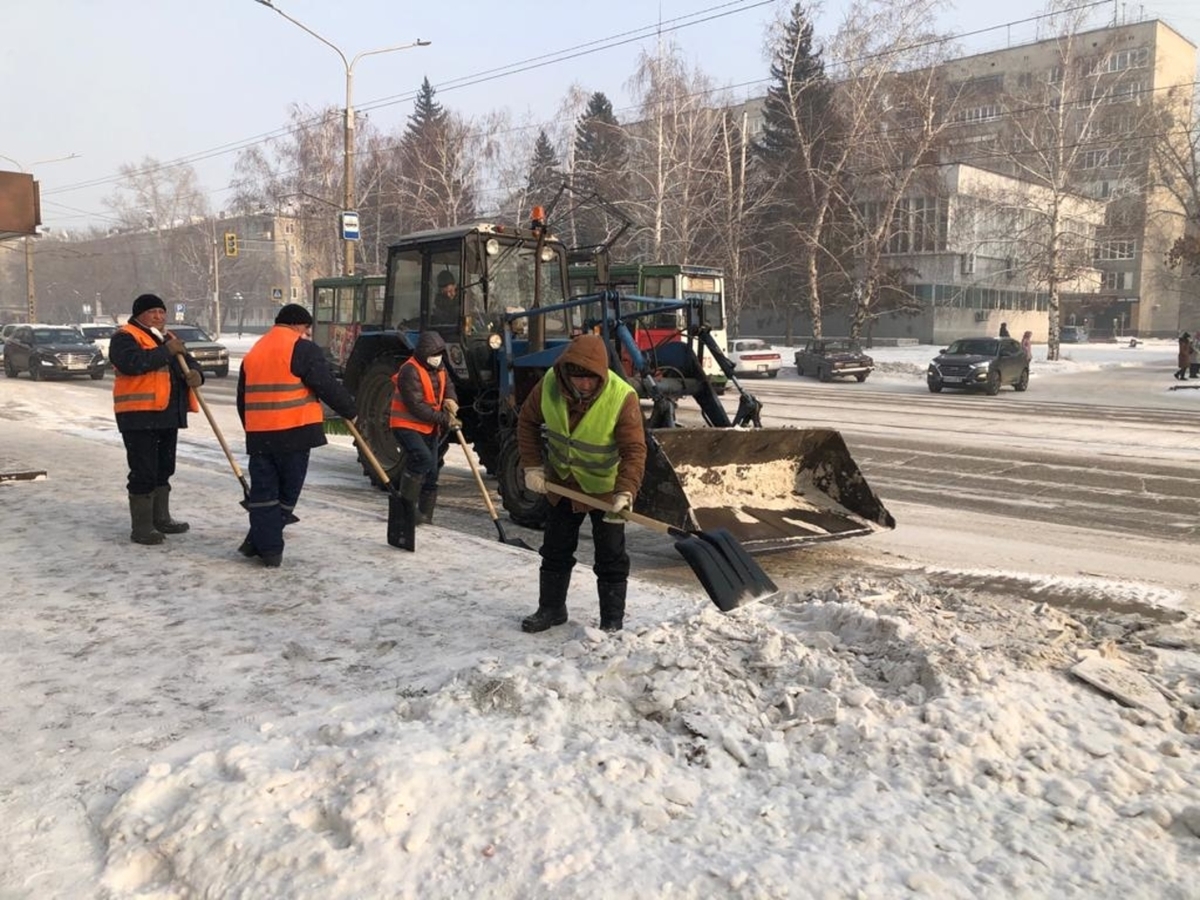 Как Усть-Каменогорск готовится к надвигающемуся сезону гололёда и  снегопадов - Усть-Каменогорск | Noks.kz