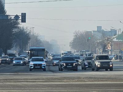В Усть-Каменогорске в дни с НМУ могут ограничить движение транспорта по принципу «чётный - нечётный» | Усть-Каменогорск Noks.kz
