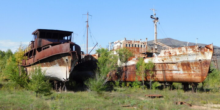 Как живёт сегодня Прибрежный — бывший центр судостроения в районе Алтай