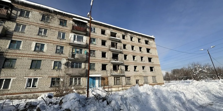 В одном из домов города Алтая восстановят подъезд, пустующий 25 лет
