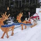 Житель Риддера превратил свой двор в новогоднюю сказку