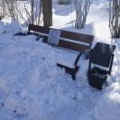 Жители Риддера жалуются на недоступность скамеек в оживленных местах города