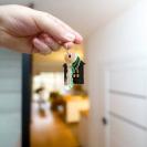 Ребенок-сирота по вине чиновников пропал из списка очередников на жильё